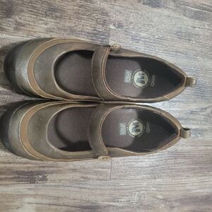 Womens Merrell Plaza Emme Brown J46084 Performance Footwear Leather Shoes Sz 7.5